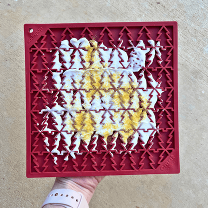 Seasons Treatings Dog Treats & Accessory Box